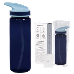 Спортивная бутылочка для воды, 750мл, с полупрозрачным корпусом и возможностью прикрепления карабина в подарочной упаковке. Наличие трубочки для питья позволяет пить напиток не запрокидывая голову, пищевой пластик