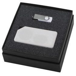 Подарочный набор: портативная колонка с функцией Bluetooth и флеш-карта, 8Гб, пластик с покрытием софт-тач, металл