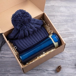 Подарочный набор в коробке с наполнителем: термокружка с двойными стенками, 450мл, шапка с отворотом и помпоном, флисовая подкладка, акрил