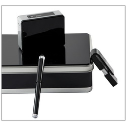 Подарочный набор: внешний аккумулятор 4500Mаh, флеш-карта 16Гб и ручка-стилус в подарочной коробке с ложементом, металл, пластик