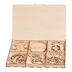 Набор елочных украшений с золотыми блестками в деревянной коробке, крепление на елку на веревке, крышка коробки украшена лазерной гравировкой с поздравительными надписями